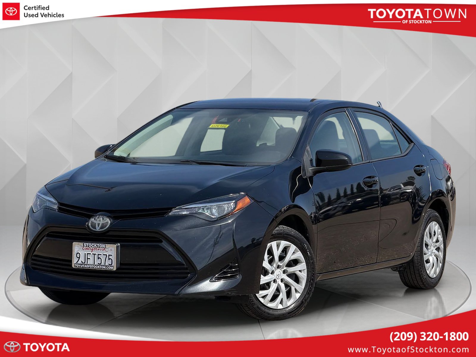 Certified 2018 Toyota Corolla LE FWD image 1