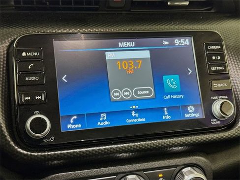 Used 2024 Nissan Kicks SV image 12