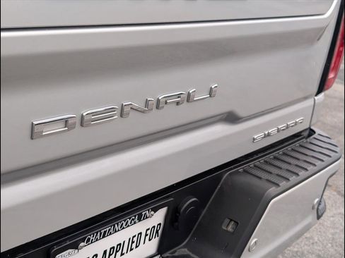 Used 2022 GMC Sierra 2500 Denali image 24