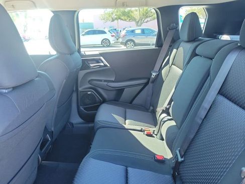 New 2026 Mitsubishi Outlander ES image 12