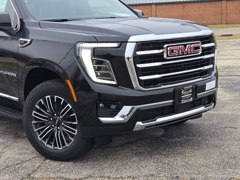 New 2026 GMC Yukon XL Elevation image 2