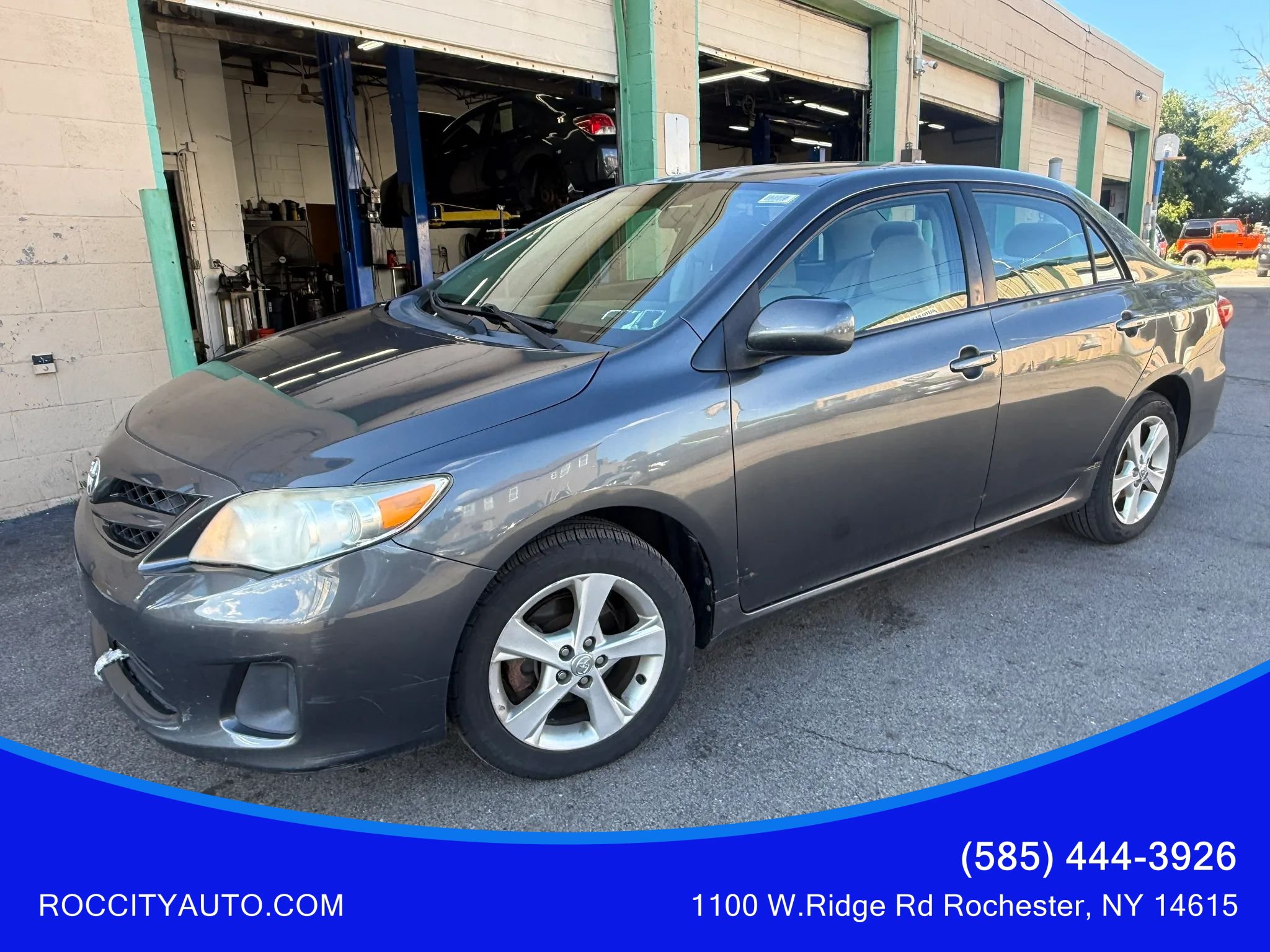Used 2011 Toyota Corolla LE FWD image 1