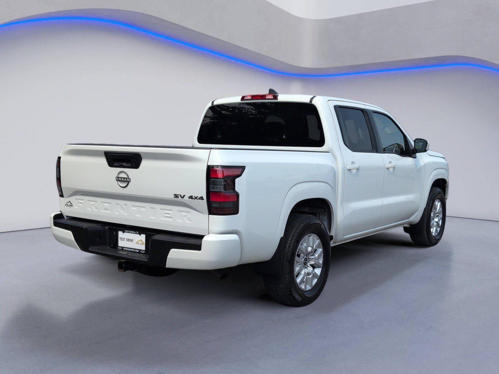 Used 2023 Nissan Frontier SV w/ Tow Package AWD/4WD image 9