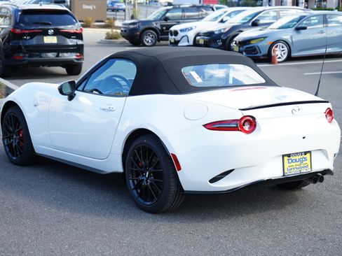 New 2025 MAZDA MX-5 Miata Club w/ Brembo/BBS Recaro Package image 5