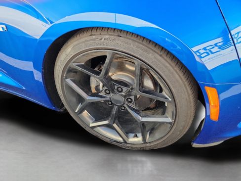 Used 2018 Chevrolet Camaro LT w/ RS Package RWD image 17