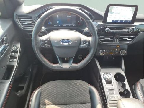 Used 2023 Ford Escape ST-Line AWD/4WD image 5