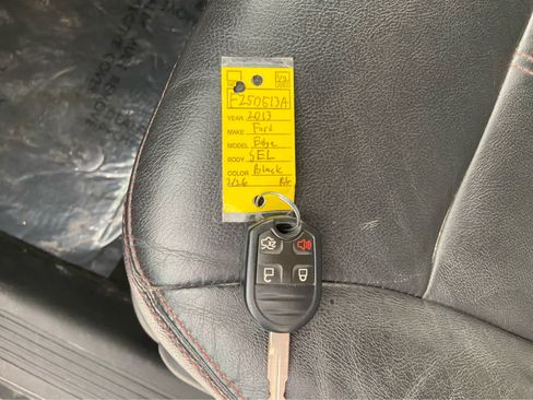 Used 2013 Ford Edge SEL image 32