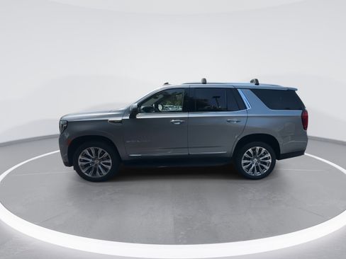 Used 2024 GMC Yukon Denali w/ Advanced Technology Package AWD/4WD image 6
