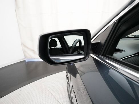 Used 2020 Chevrolet Malibu RS image 24