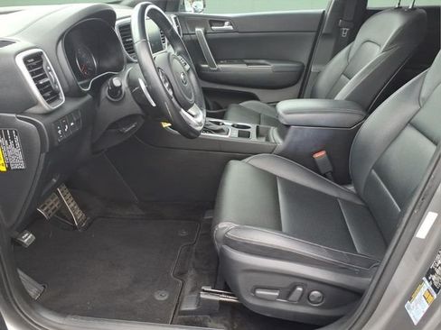 Used 2022 Kia Sportage Nightfall Edition FWD image 14