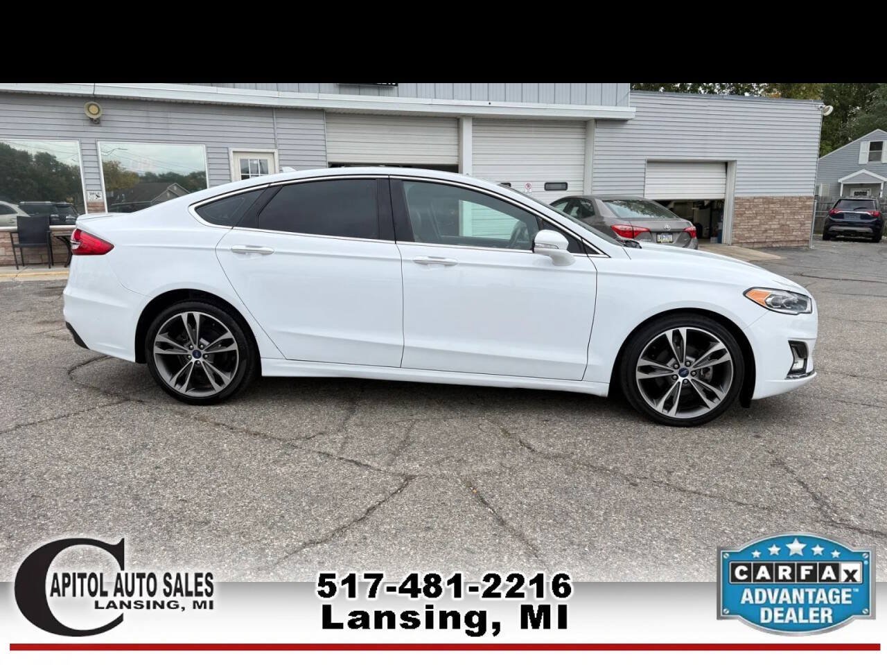 Used 2019 Ford Fusion Titanium AWD/4WD image 9