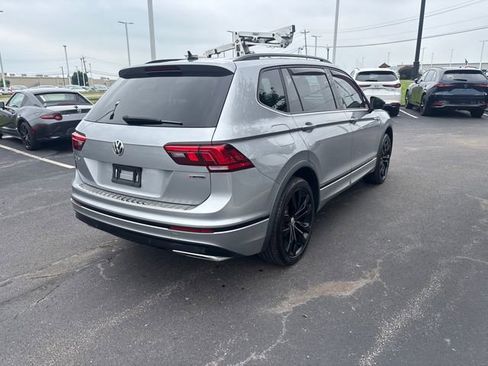 Used 2021 Volkswagen Tiguan SE R-Line AWD/4WD image 7