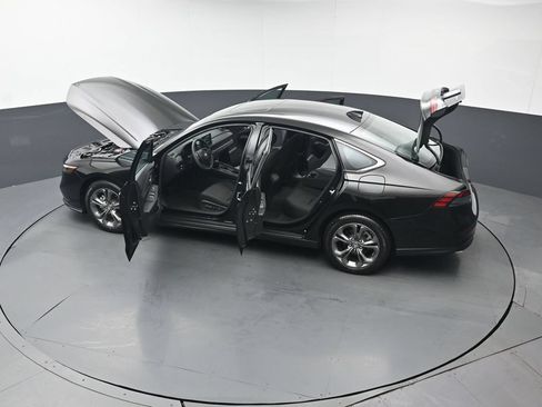 Used 2023 Honda Accord EX image 47