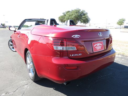 Used 2010 Lexus IS 250C image 7