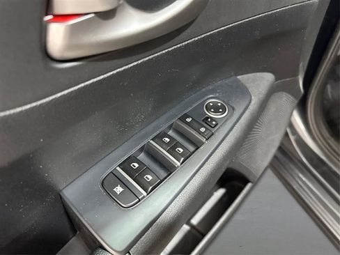 Used 2020 Kia Forte LXS image 27