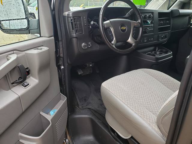Used 2017 Chevrolet Express 2500 LS RWD image 10