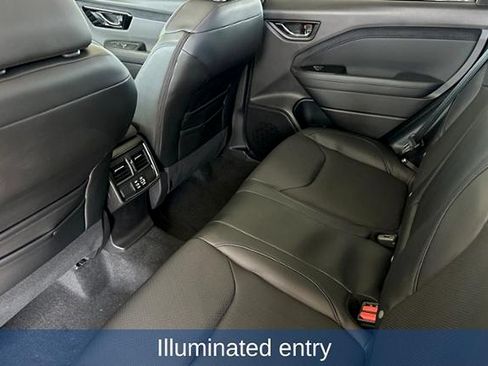 Used 2026 Subaru Forester Limited AWD/4WD image 13