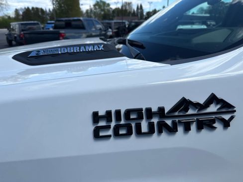 New 2026 Chevrolet Silverado 3500 High Country w/ High Country Premium Package AWD/4WD image 5