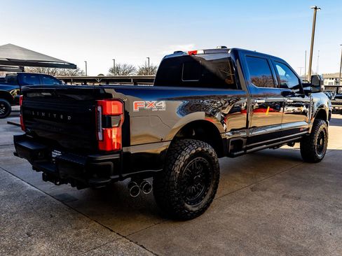 Used 2024 Ford F250 Limited w/ FX4 Off-Road Package image 10