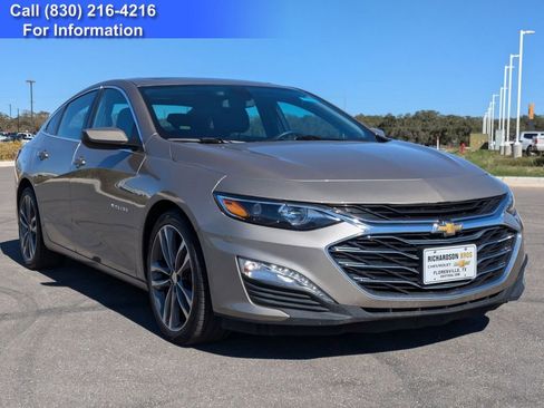 Used 2022 Chevrolet Malibu LT image 1