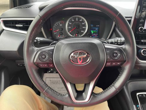 Used 2022 Toyota Corolla Hatchback image 27