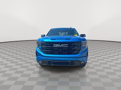 Certified 2024 GMC Sierra 1500 Elevation w/ Elevation Premium Package AWD/4WD image 4