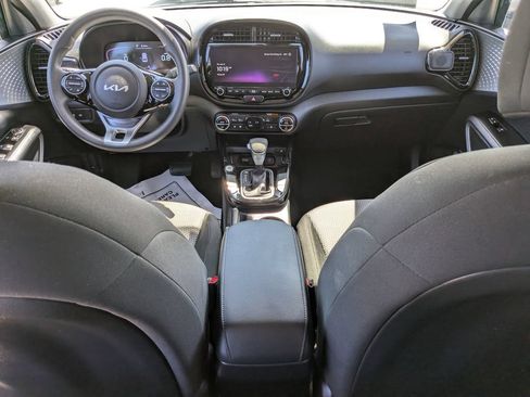 Certified 2023 Kia Soul S FWD image 13