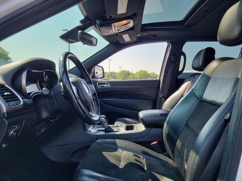 Used 2021 Jeep Grand Cherokee Laredo X image 15