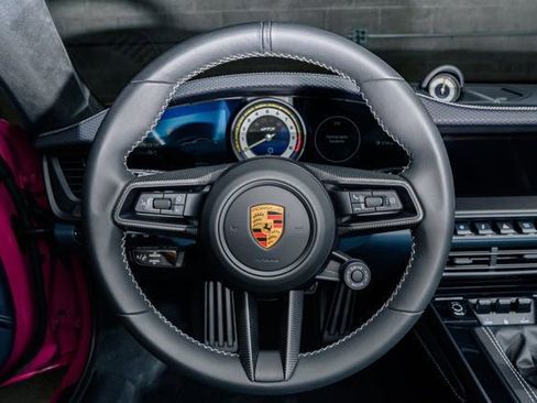 Used 2022 Porsche 911 GT3 image 11