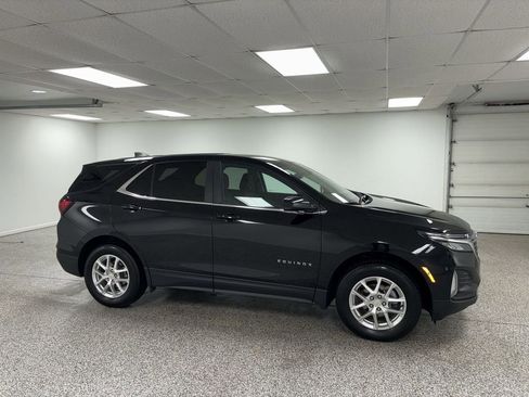 Used 2024 Chevrolet Equinox LT image 1