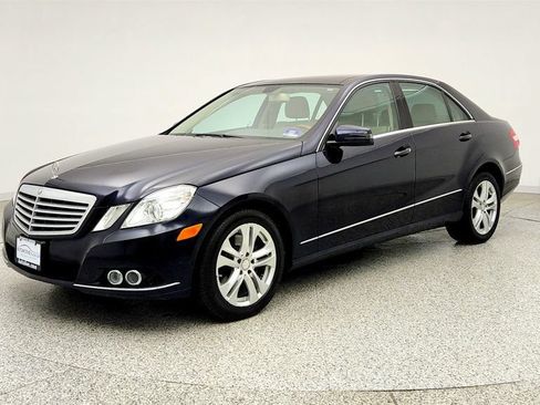 Used 2010 Mercedes-Benz E 350 4MATIC Sedan image 1