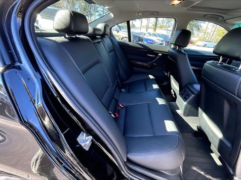 Used 2011 BMW 328i xDrive Sedan image 18