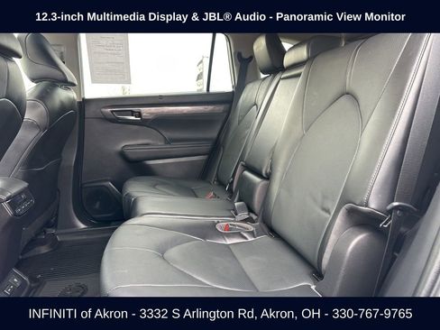 Used 2022 Toyota Highlander Limited AWD/4WD image 39
