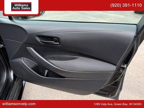 Used 2023 Toyota Corolla LE FWD image 15