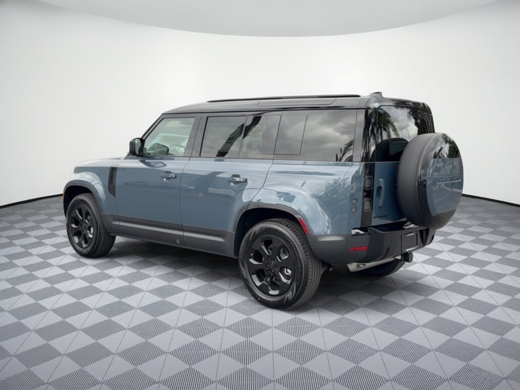 New 2026 Land Rover Defender 110 S AWD/4WD image 3