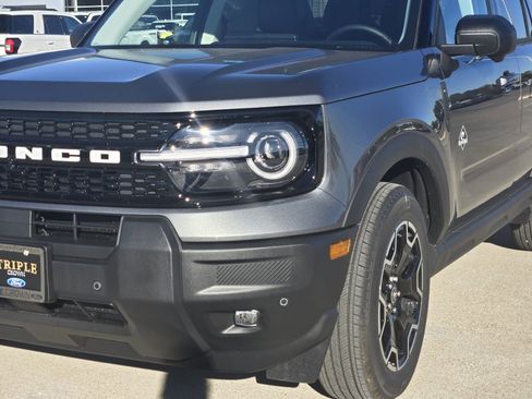 New 2025 Ford Bronco Sport Outer Banks w/ Outer Banks Tech Package+ AWD/4WD image 10