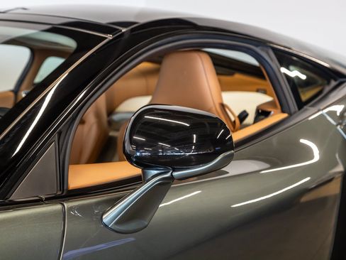 Used 2020 McLaren GT RWD image 26