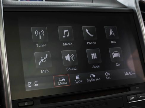 Used 2017 Porsche Cayenne S w/ Premium Plus Package image 35