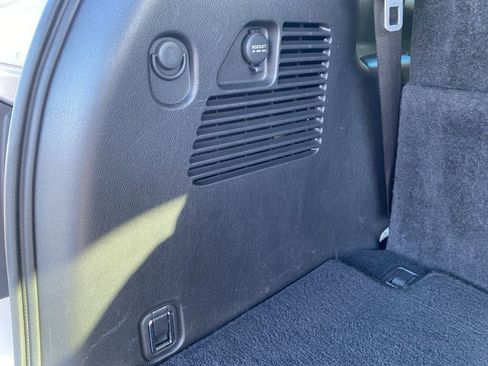 Used 2023 Nissan Armada SV image 38