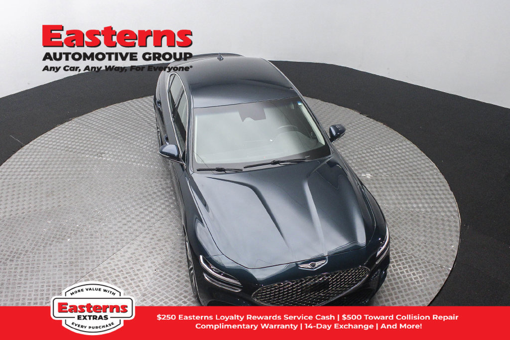 Used 2025 Genesis G70 2.5T RWD image 4