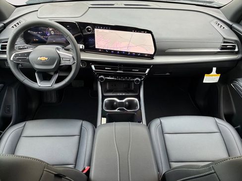 New 2026 Chevrolet Traverse LT w/ Driver Confidence Package FWD image 10