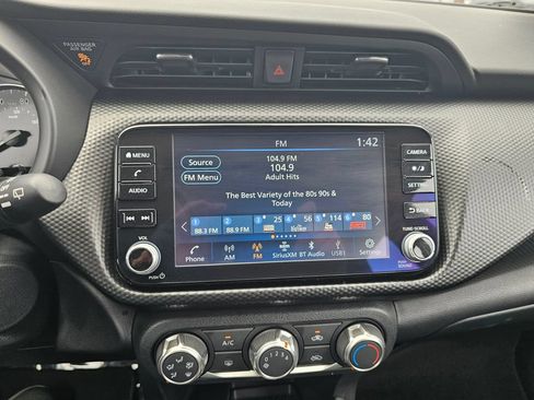 Used 2024 Nissan Kicks SV FWD image 18