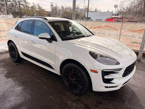 Used 2018 Porsche Macan GTS image 7