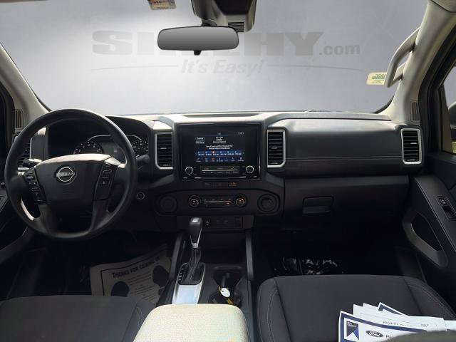 Used 2024 Nissan Frontier SV w/ Technology Package RWD image 3