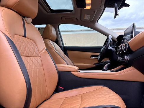 Certified 2021 Nissan Sentra SV w/ SV Premium Package image 6