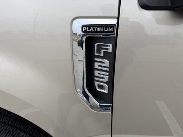 Used 2017 Ford F250 Platinum w/ Platinum Ultimate Package AWD/4WD image 18