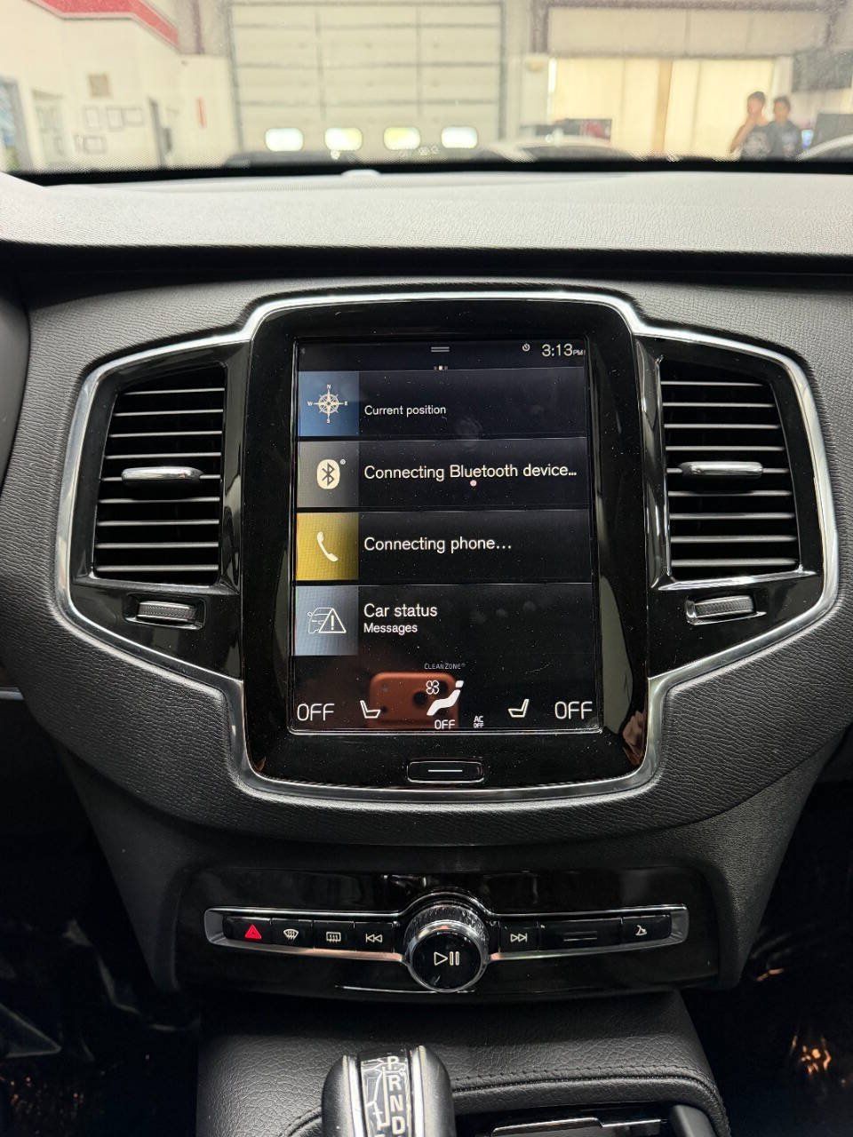 Used 2018 Volvo XC90 T6 Momentum w/ Convenience Package AWD/4WD image 28
