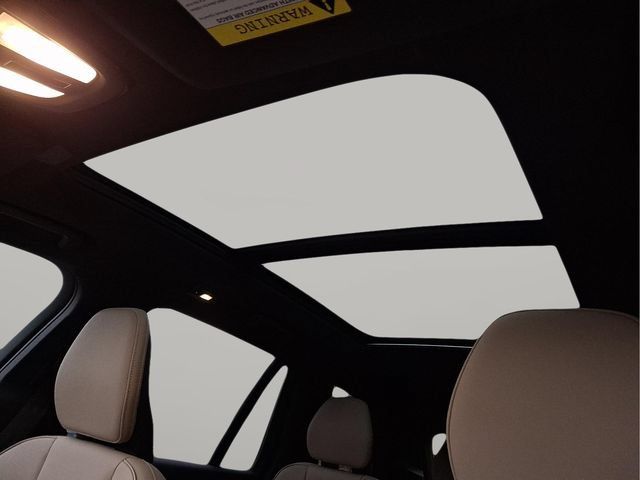 Certified 2026 Volvo XC90 B6 Plus AWD/4WD image 12