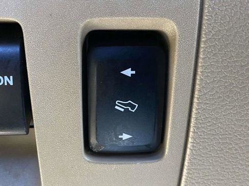 Used 2018 Ford F150 Lariat image 33