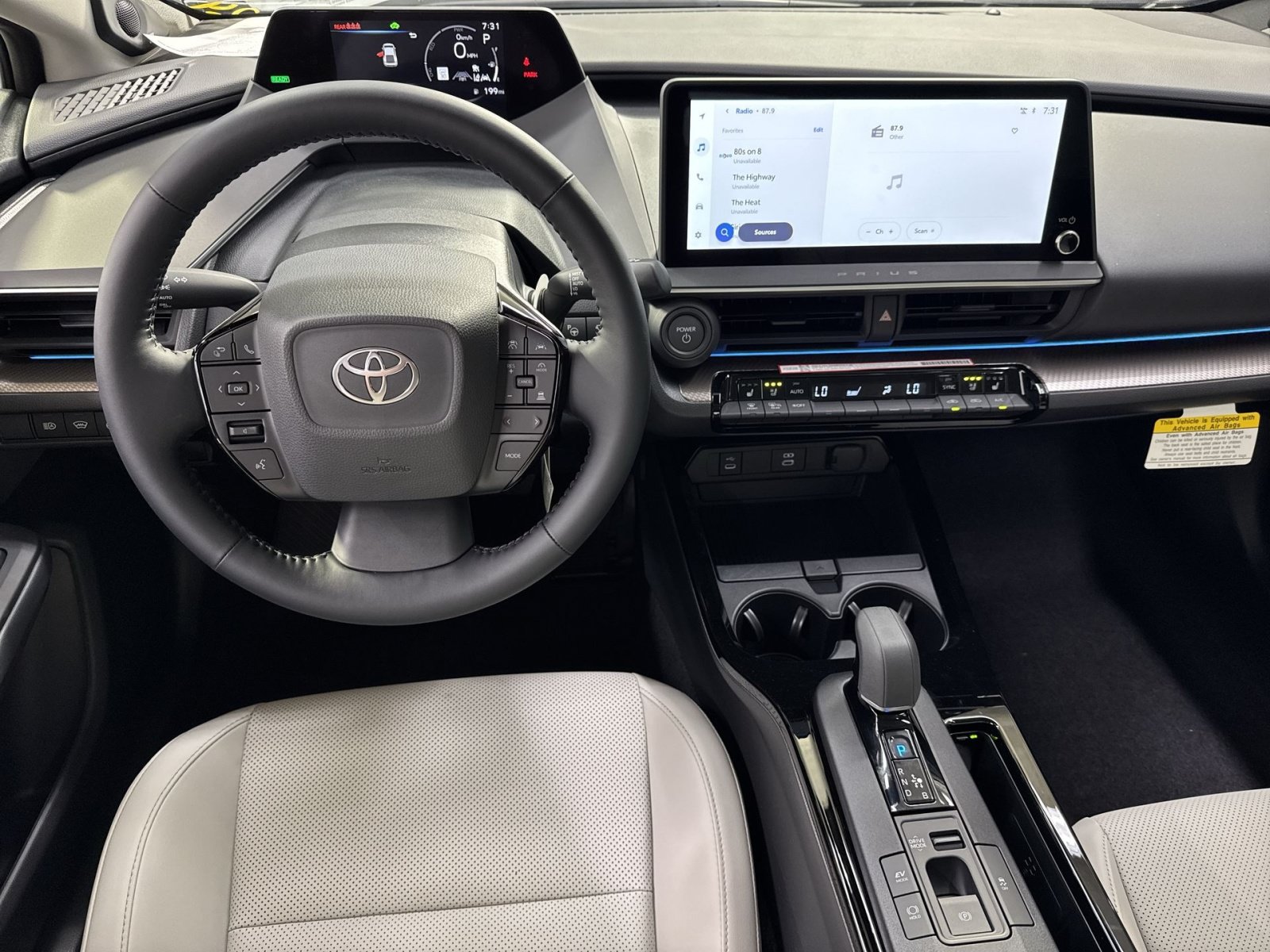 New 2027 Toyota Prius Limited w/ Limited Premium Package AWD/4WD image 31